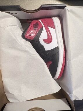 Jordan Kids Red White Black High-Top Sneaker